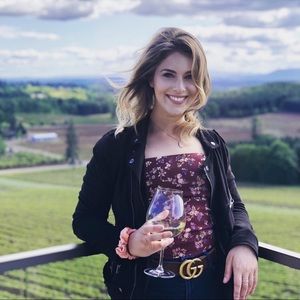 Meet your Posher, Skyler